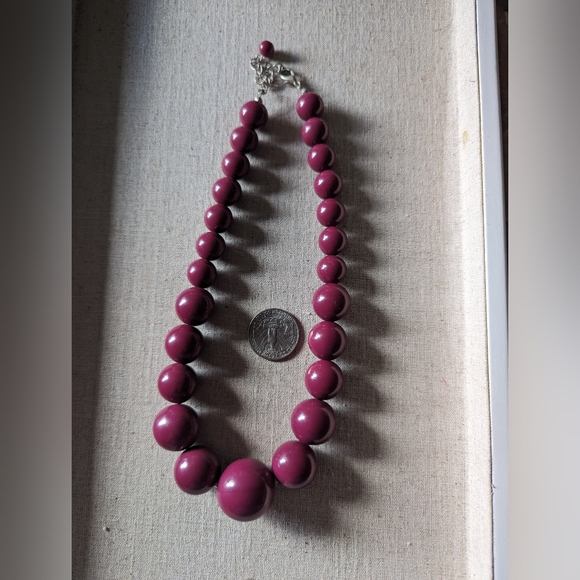Retro Chunky Hot Raspberry Pink Graduated Bead Necklace 16 -19" - Picture 3 of 6
